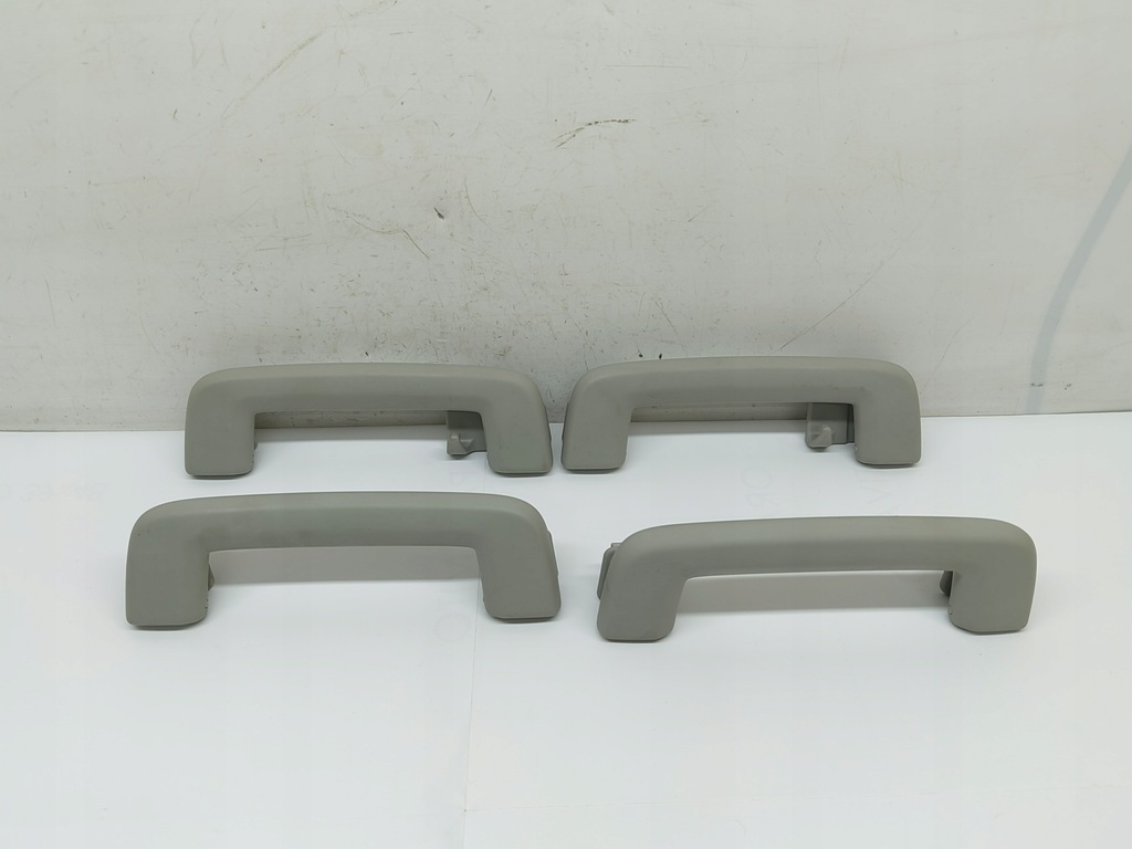 фото №1, Ford b-max 1.0 ручка кронштейн потолочный