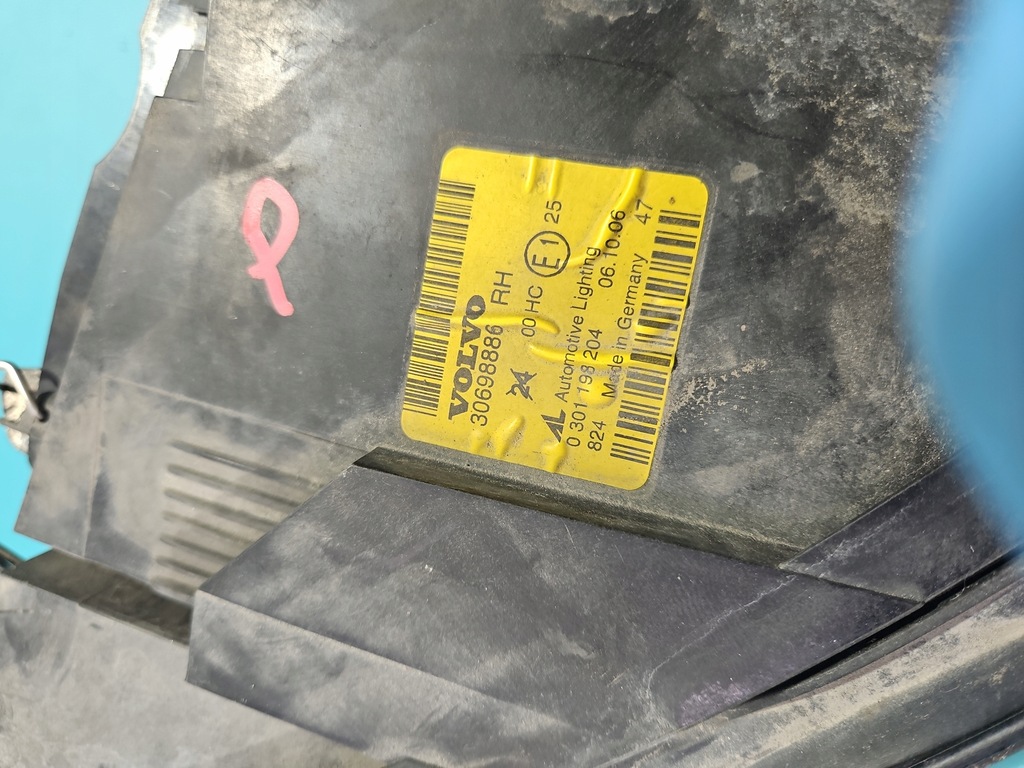 фото №10, Фара правий лампа перед volvo v50 s40 ii europa 04-07