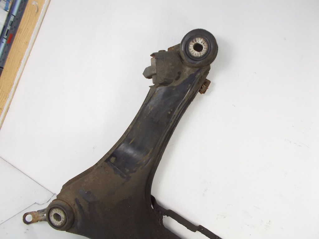 Підрамник підрамник audi a4 b6 1,9 tdi awx avf механічна коробка передач Київ