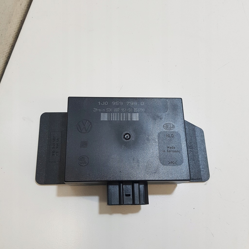 фото №1, Модуль комфорта volkswagen golf 4 1j0959799q