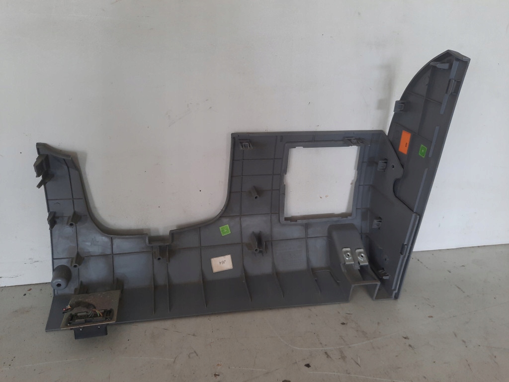 фото №6, Kia carens2 ii 02-06 защита колонки руля dół 0k2fa64261