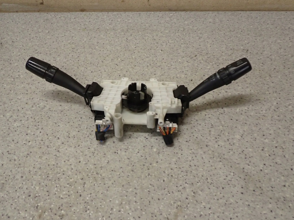 фото №7, Hyundai santa fe 04-06 переключатель pod руль