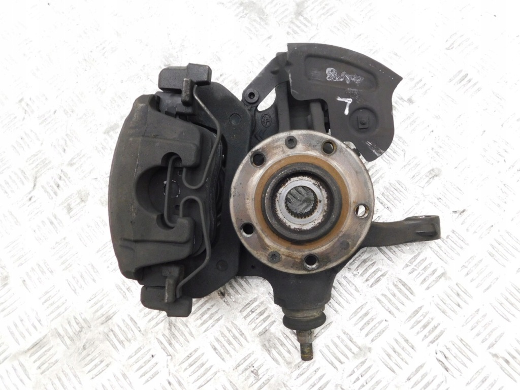 фото №1, Поворотный кулак левая перед - toyota proace ii jumpy iii expert iii 2.0 bluehdi