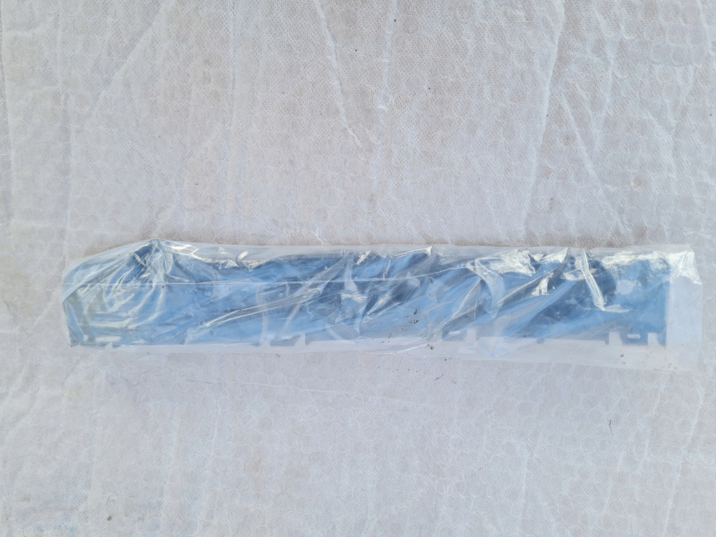 фото №1, Ford ecosport 17 направляющая бампер задняя правый новый oryg