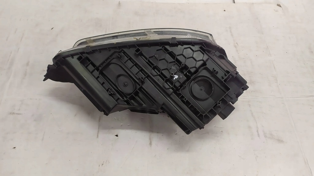 фото №10, Лампа левый перед skoda yeti