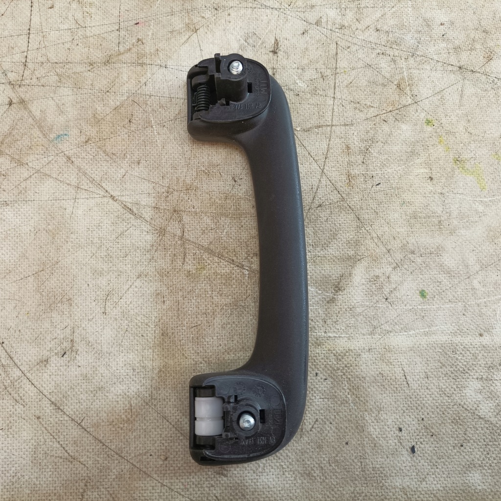 фото №14, Dodge durango 14- кронштейн ручка потолочный usa