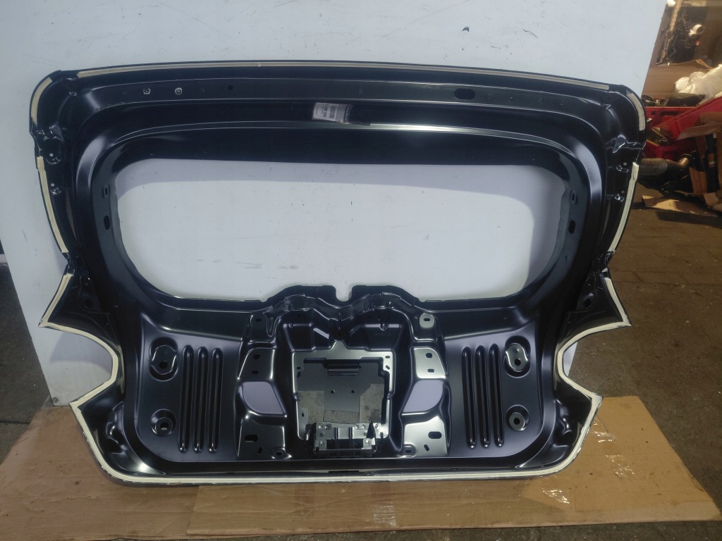 фото №7, Крышка багажника задняя dacia sandero iii 20- nowa oryg 901006055r