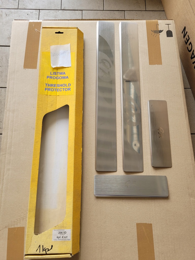 фото №1, Kpl. накладки пороговые peugeot 206 5d серебристый