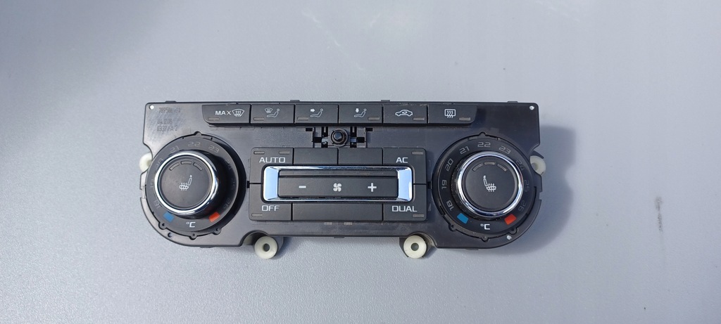 фото №1, Панель обдув кондиціонера skoda оригінальний номер 3t0907044ac