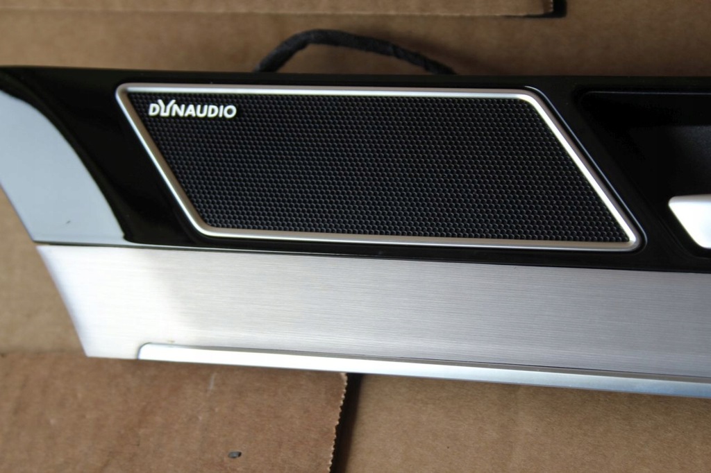 фото №5, Накладки двері динаміки dynaudio vw passat b8