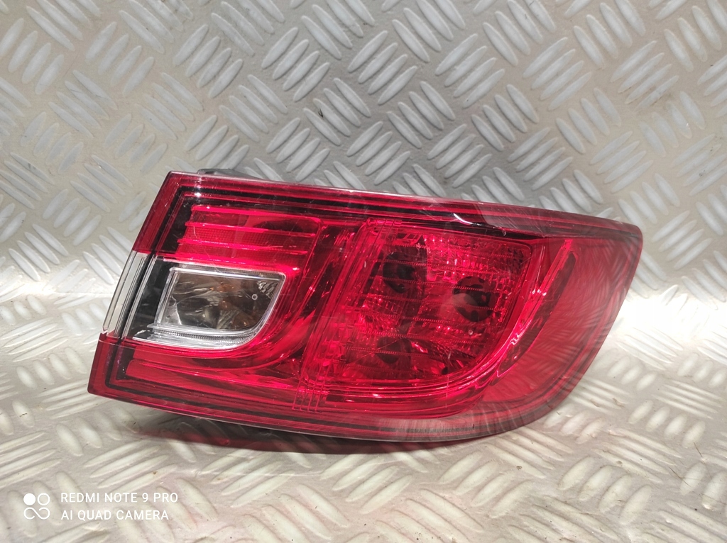 фото №1, Лампа правая задняя задняя renault clio iv хэтчбек