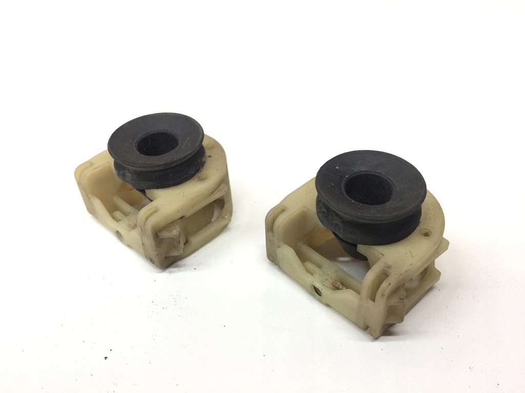 фото №1, C3 aircross резиновый элемент кронштейн радиатора