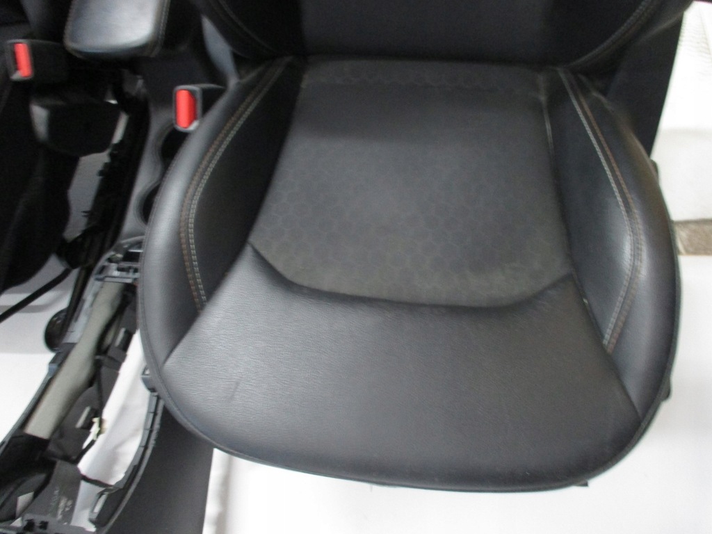 фото №7, Обивка pół кожа сиденья jeep compass ii