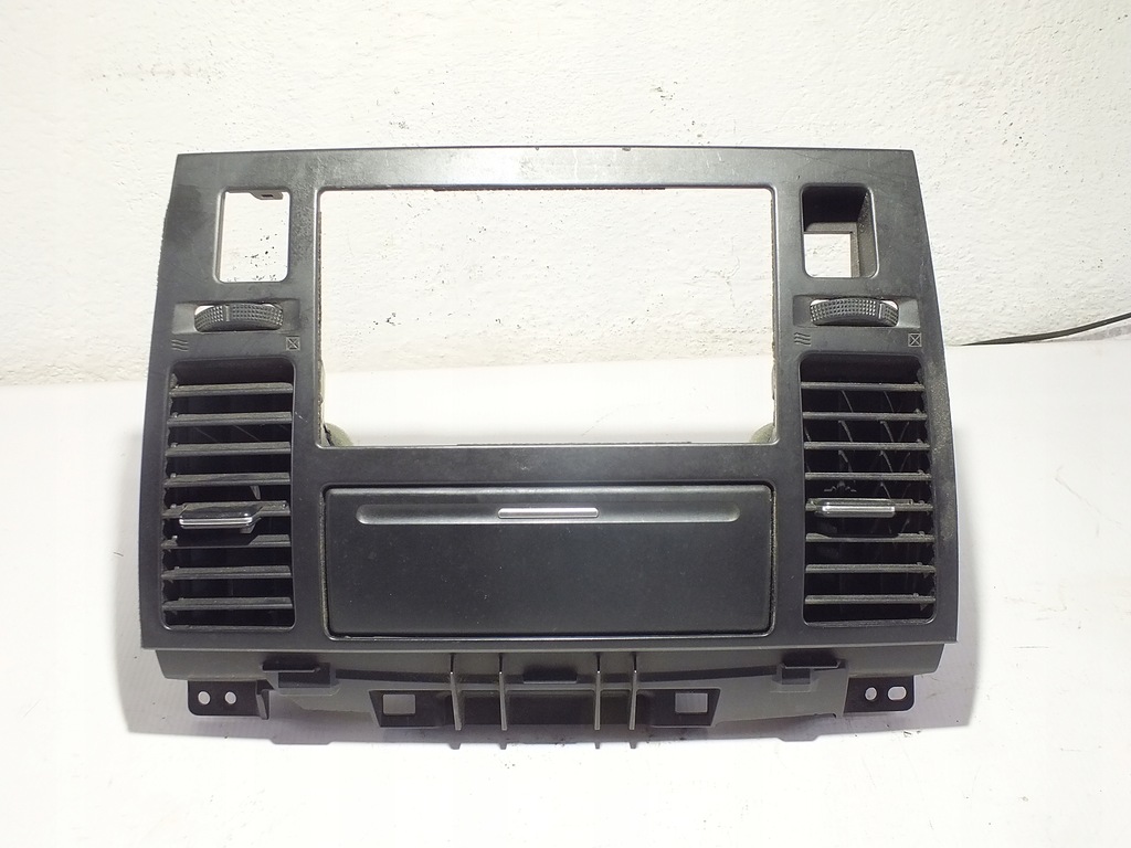 фото №1, Nissan tiida решітка обдув рамка