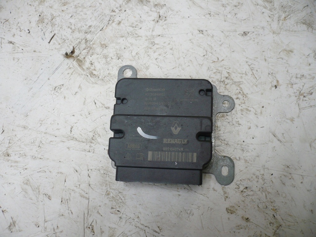 фото №1, Renault zoe 16r. модуль датчик подушок 985104074r