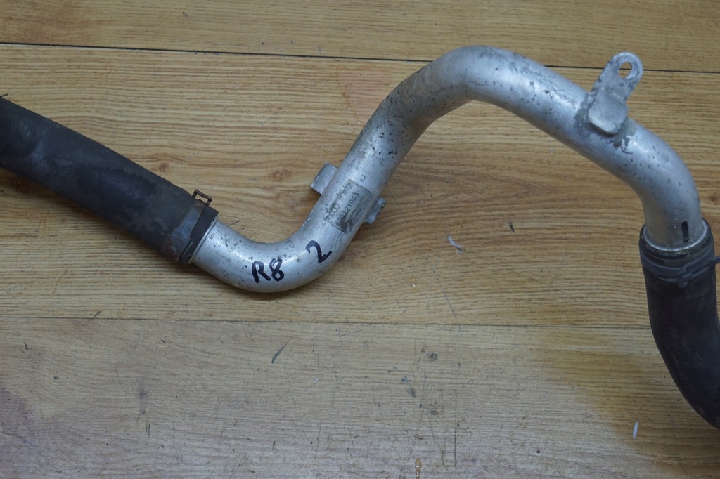 фото №2, Шланг труба wąż wody audi r8 4.2 fsi 420121065