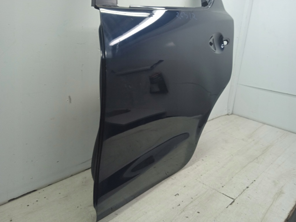 фото №2, Mazda 2 дверь задняя