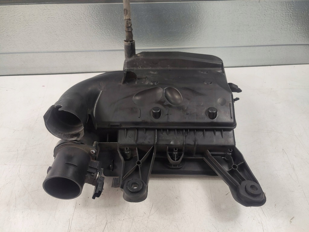 фото №5, Корпус фільтра повітря peugeot 3008 5008 i 09-17 9673061080