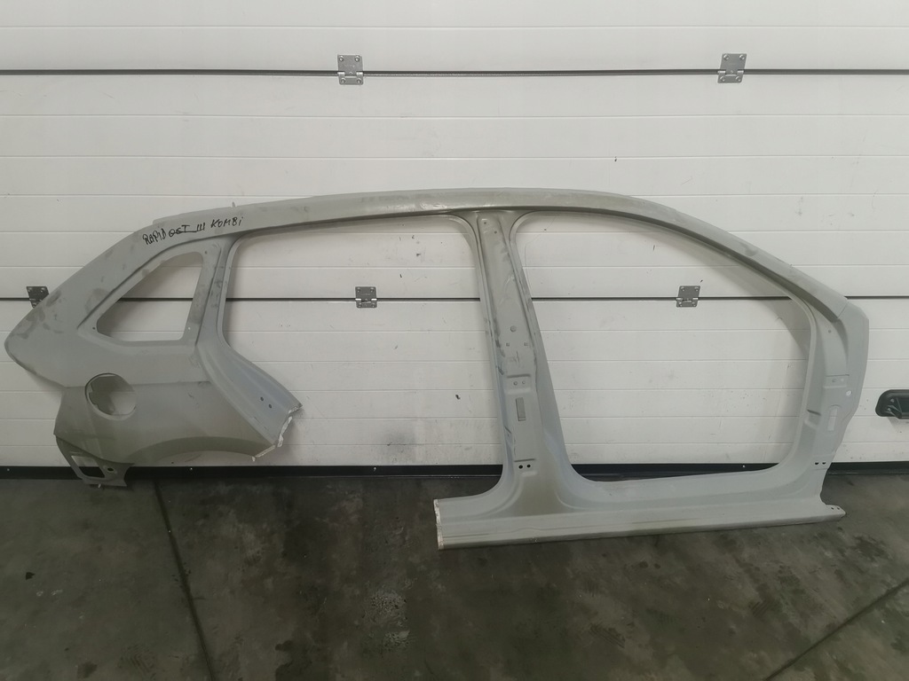 фото №1, Обшивка крыло правый bok skoda rapid 5jj