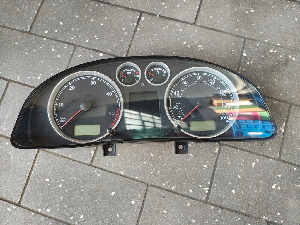 фото №1, Счетчик приборы vw passat b5 3b0920947a