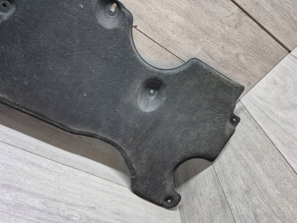 12501. porsche boxster накладка подвеска 981504609 с Разборки