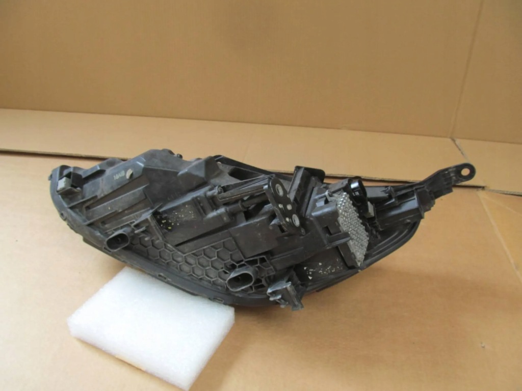 Hyundai i30 17-21 фара фара правая  перед передняя правый  led c408 Недорого