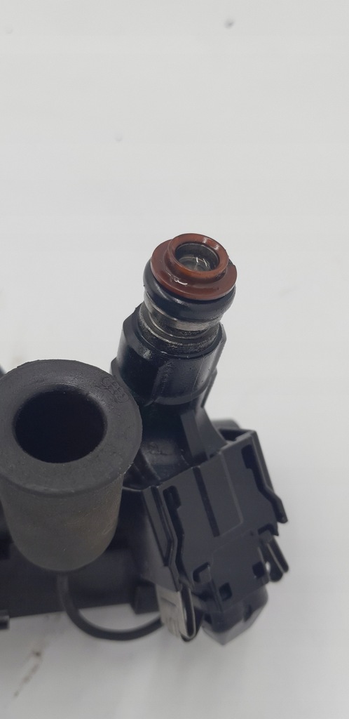 фото №8, Молдинг впрыскная volkswagen polo 6n 1.4 0280155731