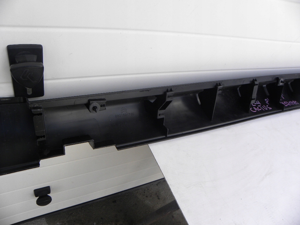фото №6, Citroen c4 cactus накладка поріг права 9801521780