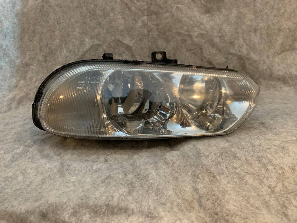 фото №1, Alfa romeo 156 97-03 права лампа передня