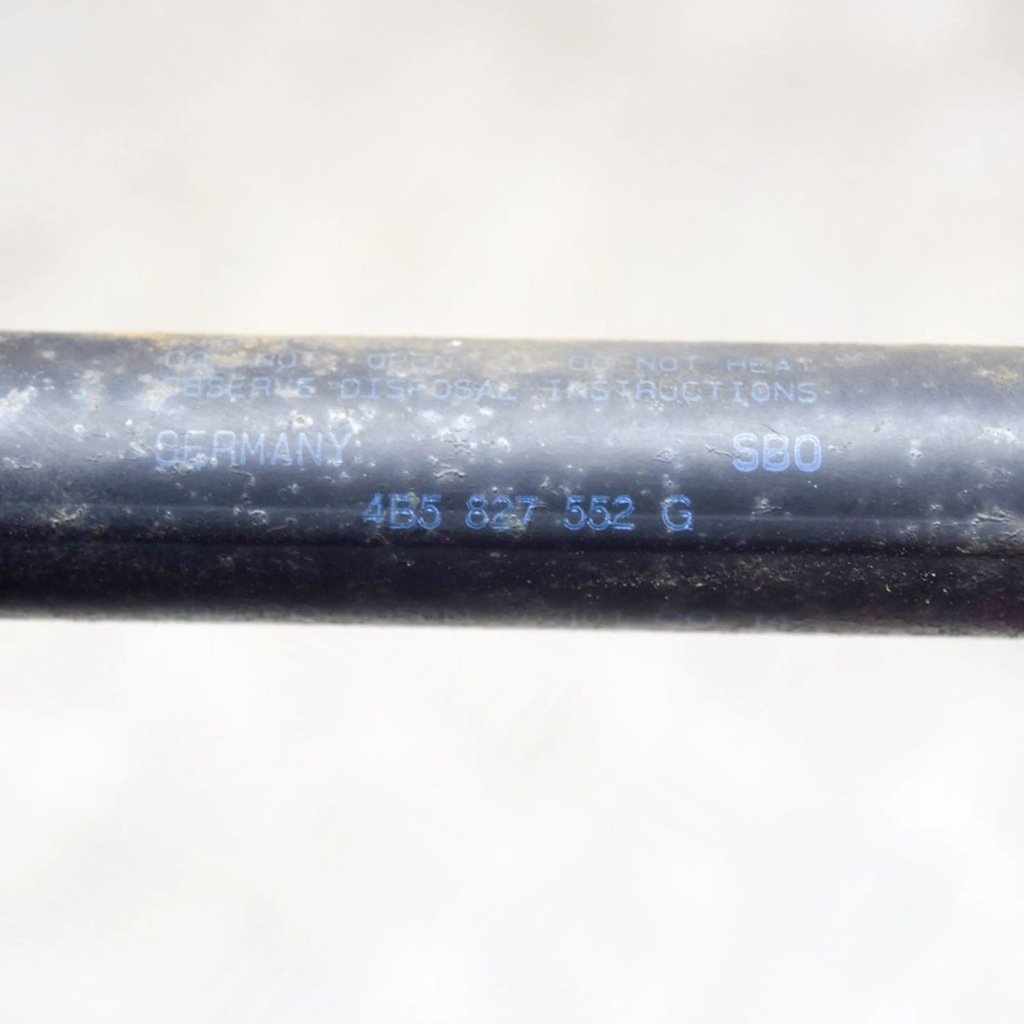 фото №6, Audi a4 s4 b6 8e 8h 2001 правая сторона амортизатор крышки задний багажника