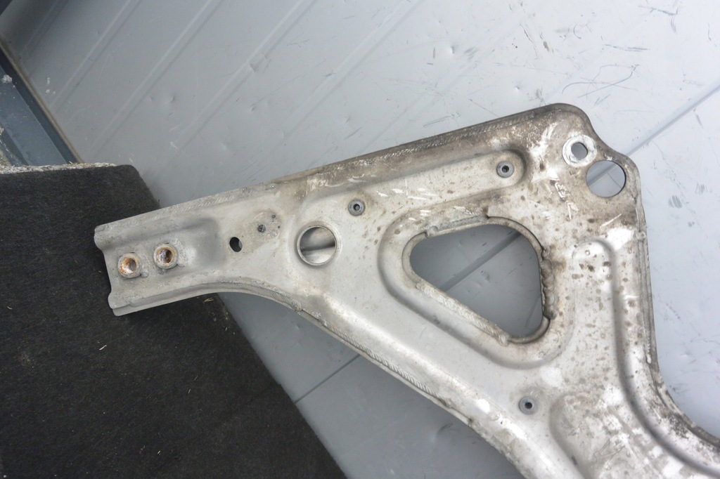 фото №8, Maserati ghibli quattroporte балка кронштейн подрамник