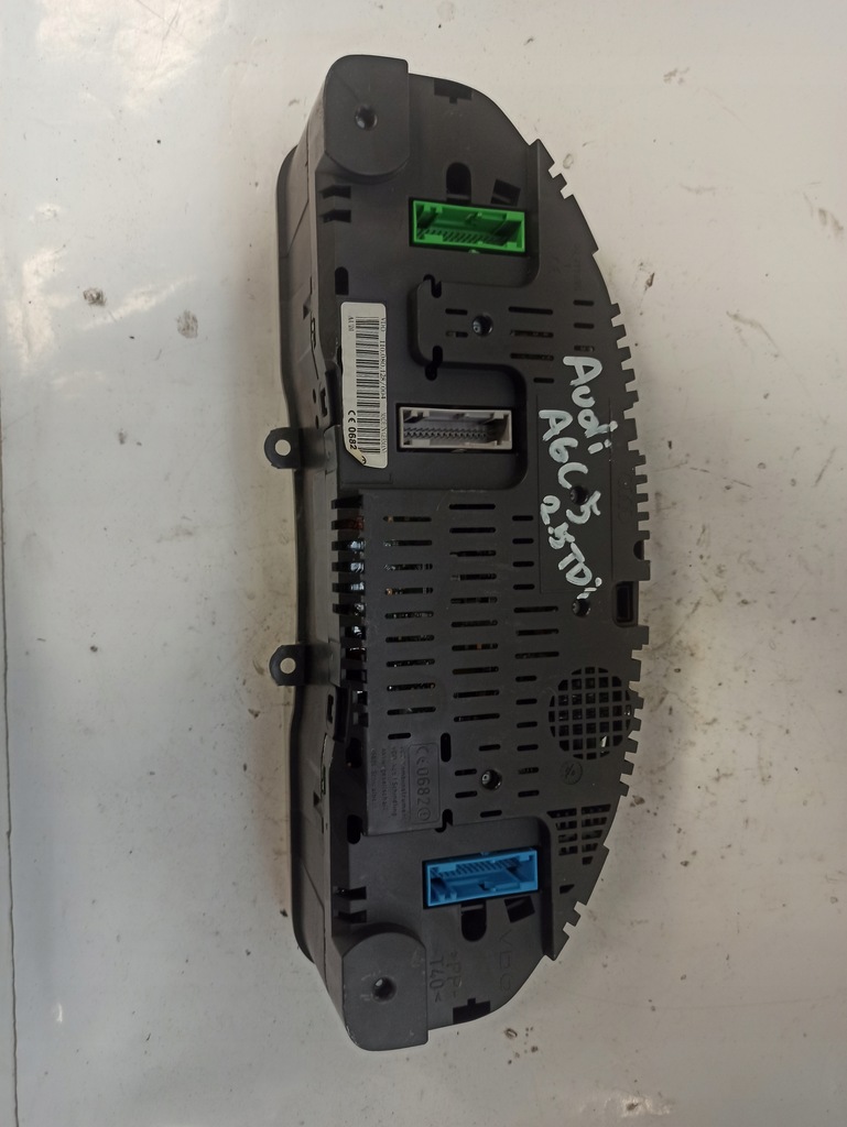 фото №14, Audi a6 c5 2.5 tdi счетчик приборы 4b0920933m