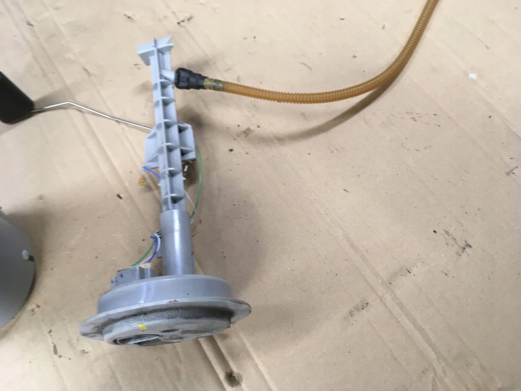 фото №6, Насос пального chevrolet captiva 2008 3.2 v6