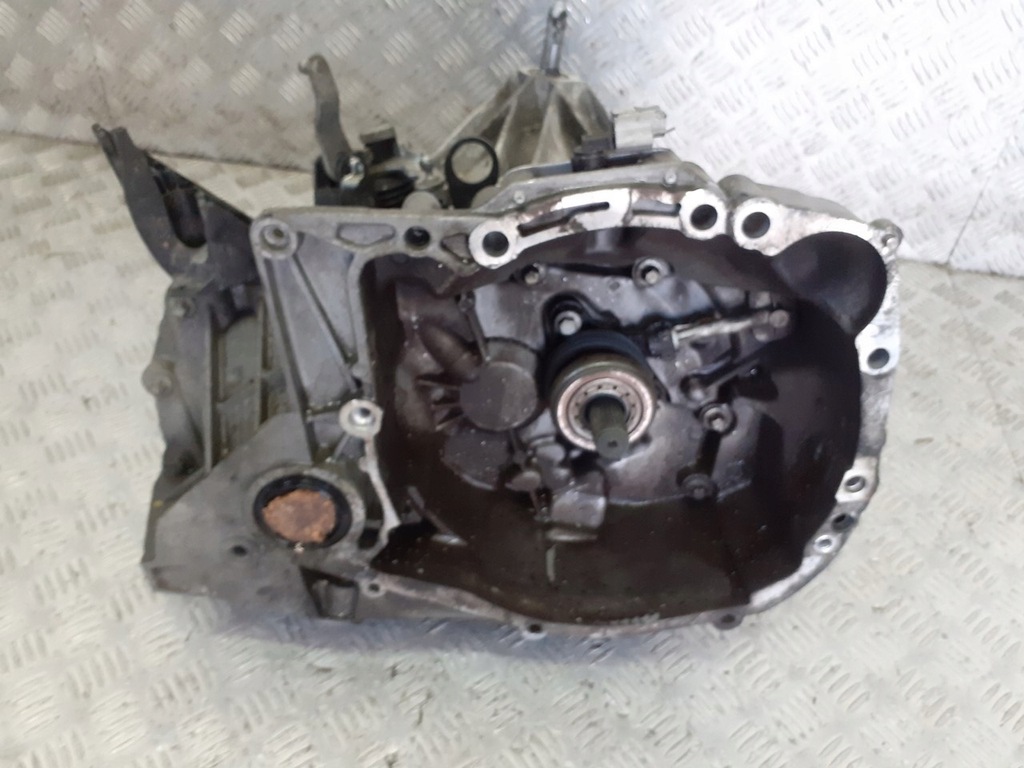 фото №1, Коробка передач передач renault clio iii 1.2 16v jh3342