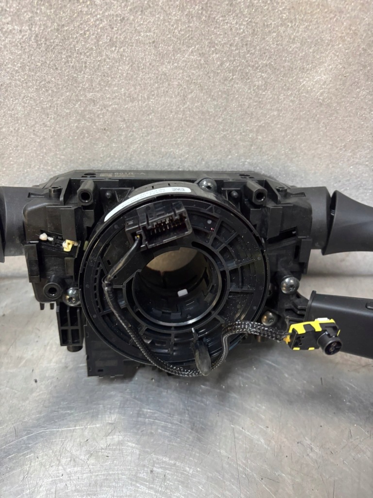 фото №3, Переключатель комбинированный лента captur ii 255675601r