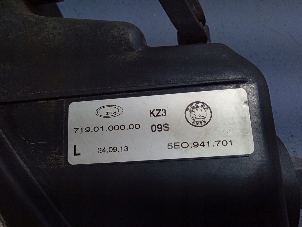 фото №5, Skoda octavia iii противотуманная фара левый 5e0941701