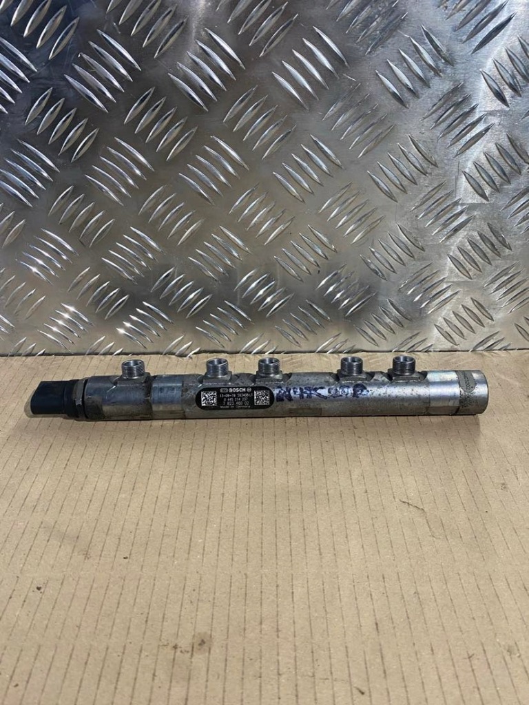 Купити Mini r60 1.6d молдинг упорскування 0445214237