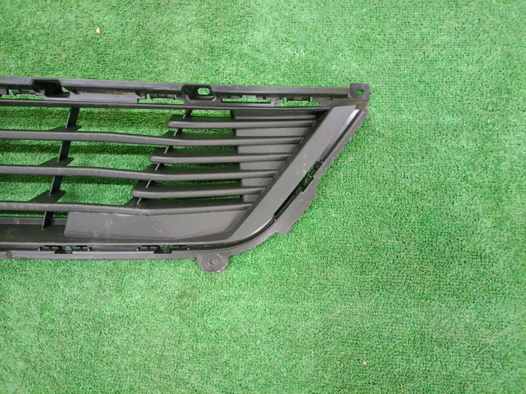 Решітка бампера перед nissan townstar Київ