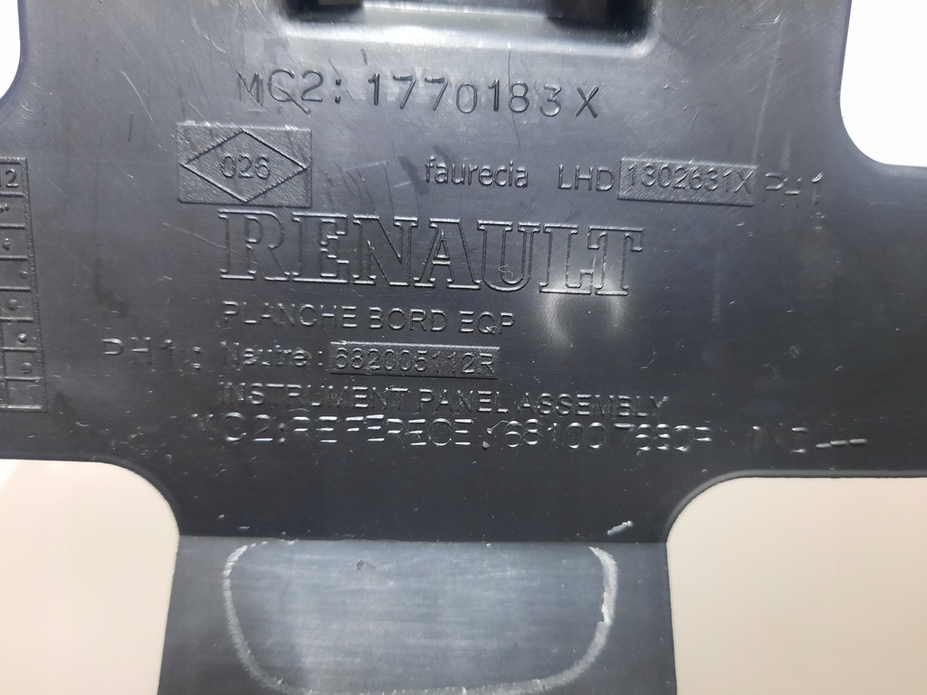 фото №6, Консоль панель приладів renault clio iv 4 sport rs