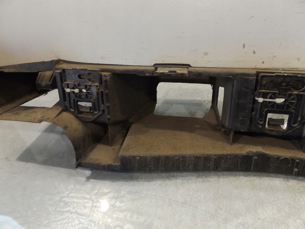 фото №5, C3 picasso направляющая бампера задняя средний