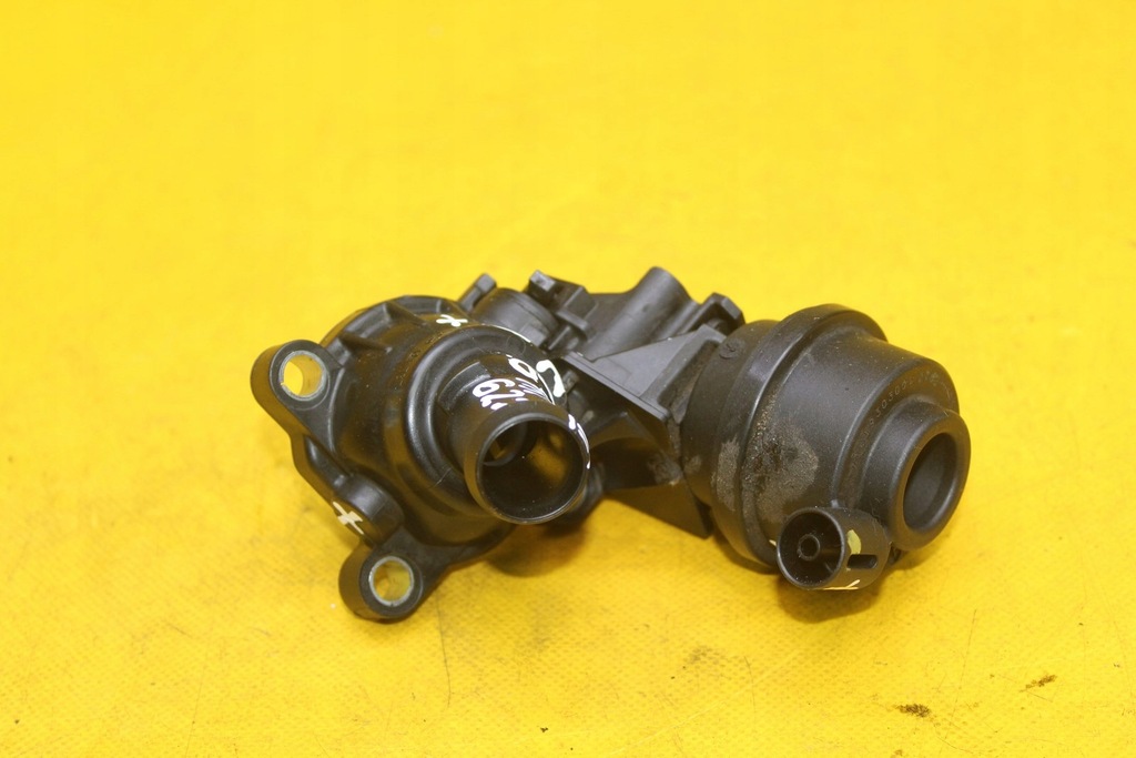 фото №1, Клапан wody патрубок porsche cayenne ii audi a6 c7 c7 q5 vw 059121737