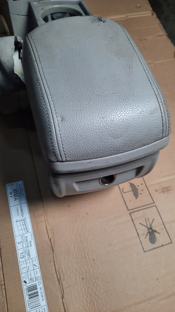 фото №4, Підлокітник volvo s40 ii v50 04r