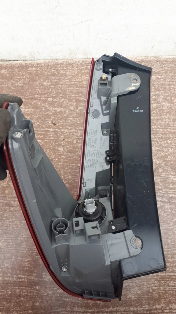 фото №8, Honda crv cr-v v 17- лампа правая задняя eur