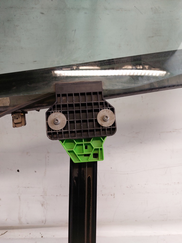 фото №5, Подъемник стекло левый задняя audi a4 b6 sedan