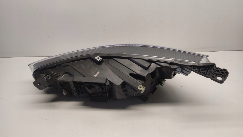 Ford focus mk4 рестайлінг  фара led фара правий Оригінал