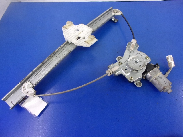 фото №3, Hyundai matrix i подъемник стекло задняя правый elektr