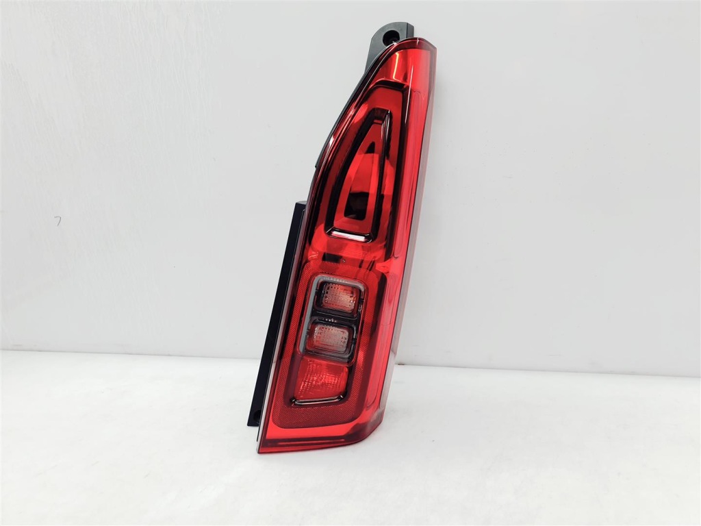 фото №1, Citroen berlingo iii 18r+ opel combo iv 18r+ права лампа задня ory eu !!!