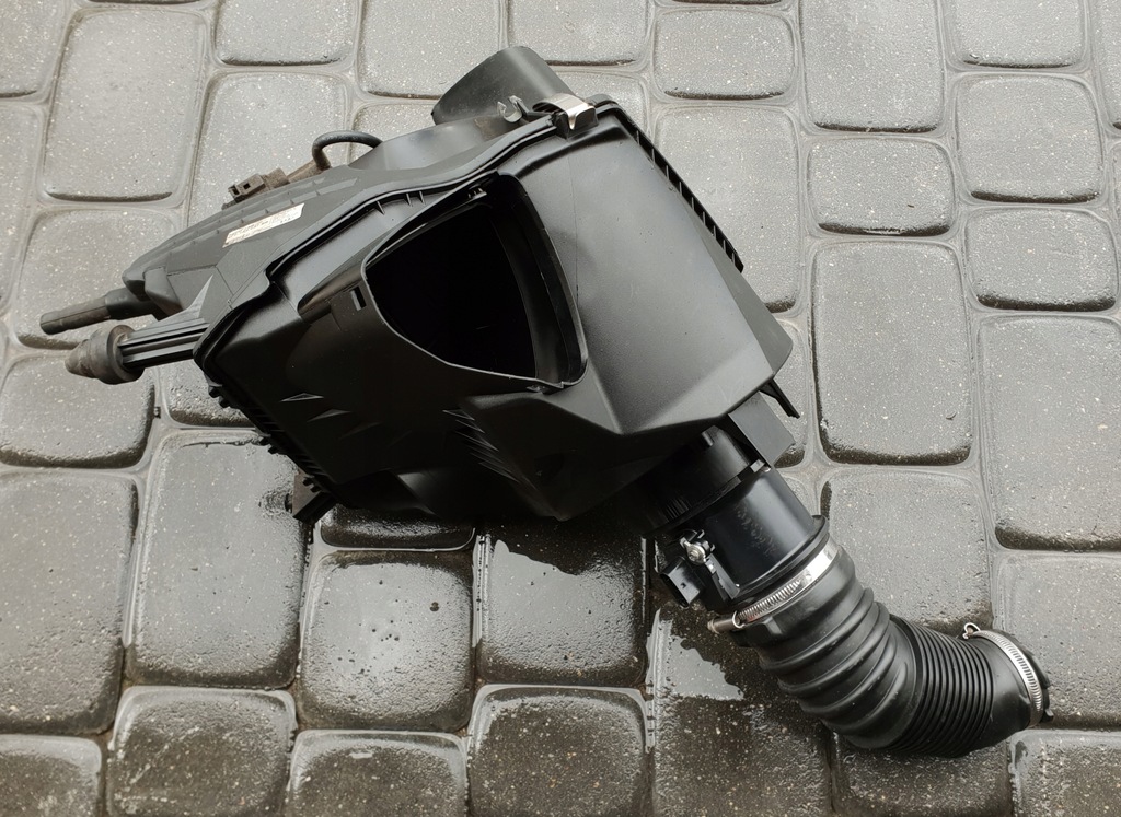 фото №6, Корпус фильтра воздуха a6 c6 3.0tdi 4f0133837bb