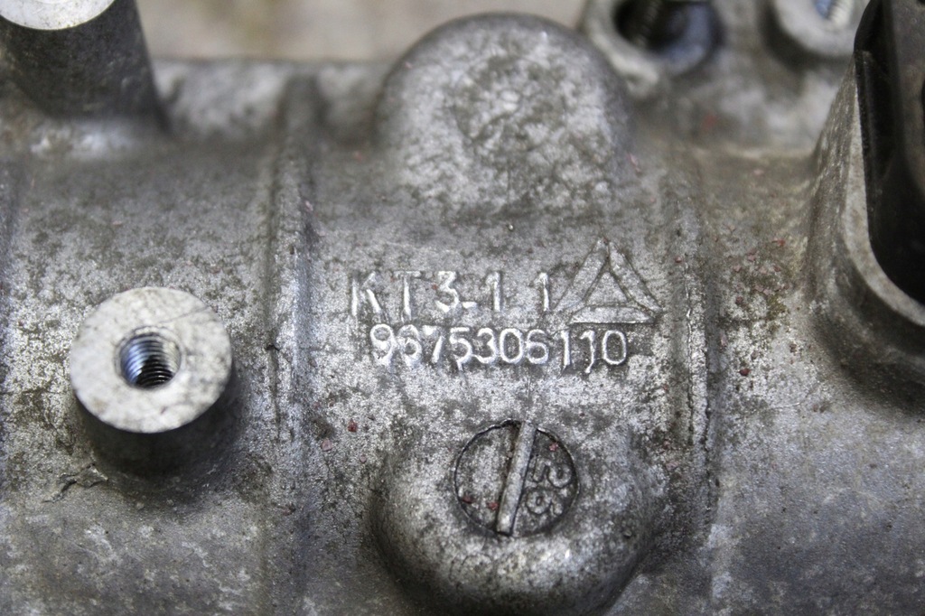 фото №13, Citroen c4 cactus peugeot 208 2008 1.2thp hn01 головка комплектна вали