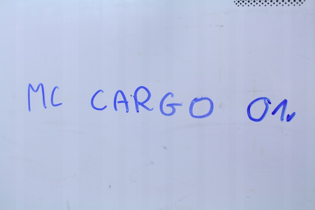 Стекло лобовое mc cargo 01r. с Разборки